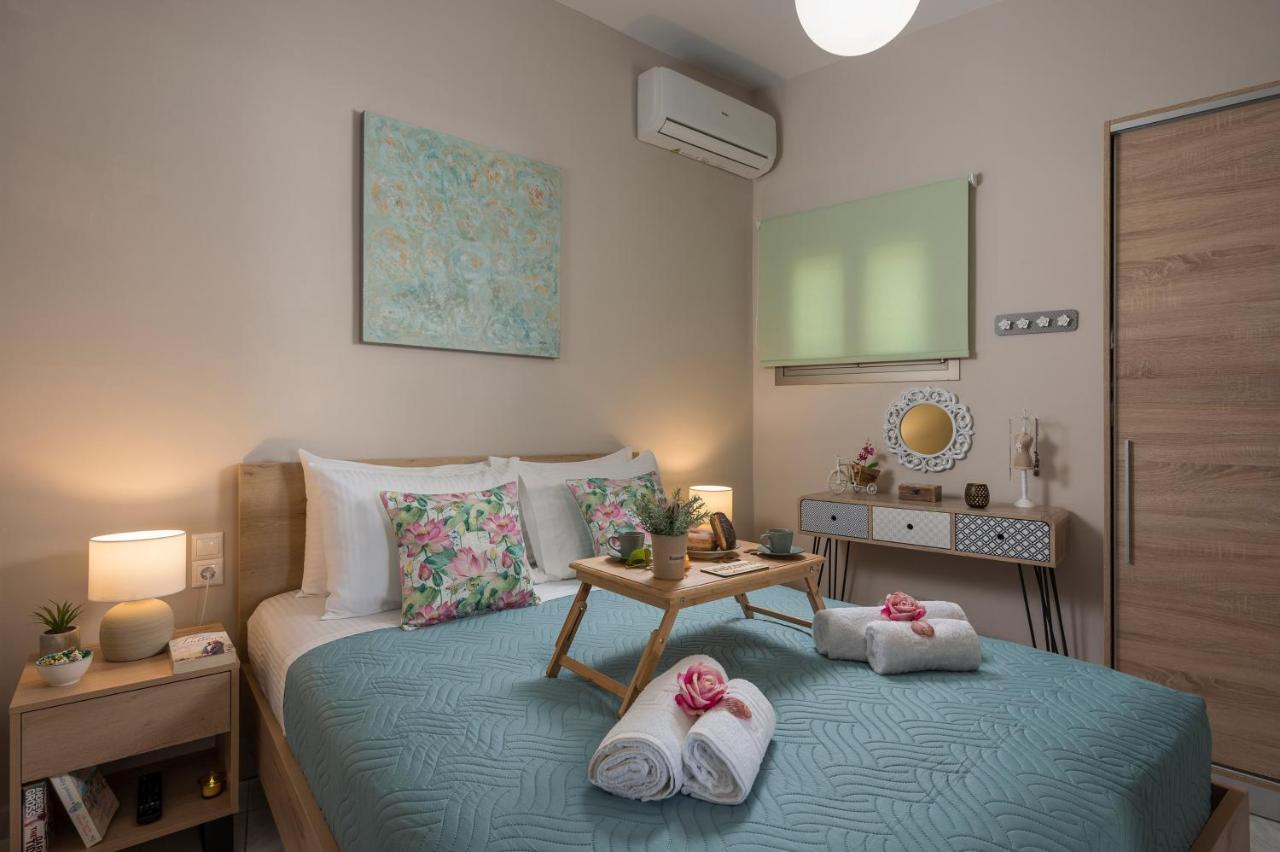 Floral Beach Apt With Lux Extras & Special Treats Kolimvarion Bagian luar foto