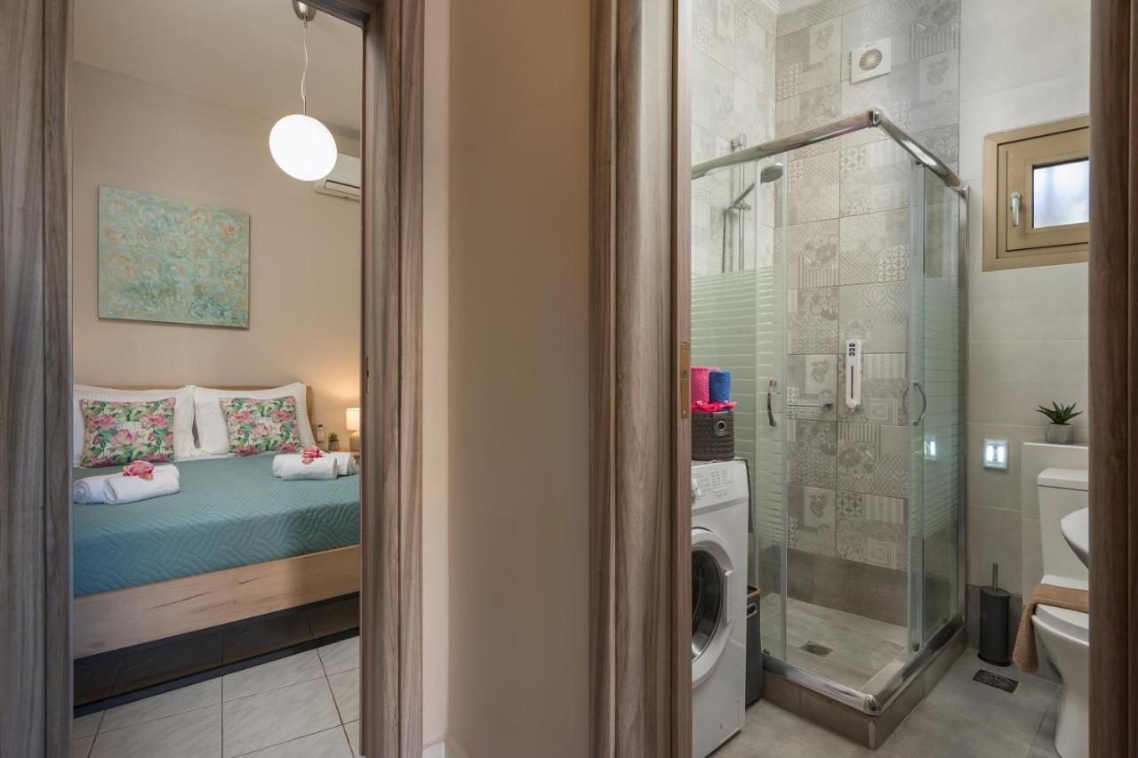 Floral Beach Apt With Lux Extras & Special Treats Kolimvarion Bagian luar foto